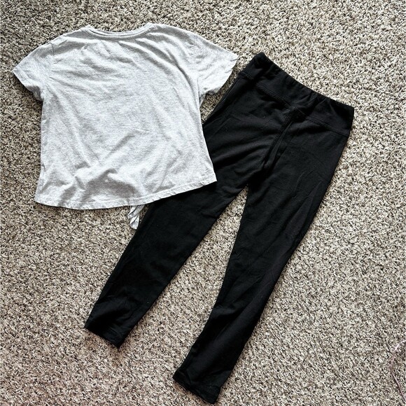 Reebok Shirt and Leggings 2 Piece Set Girls Sz 7 Gray Black Pink Blue - Picture 2 of 13